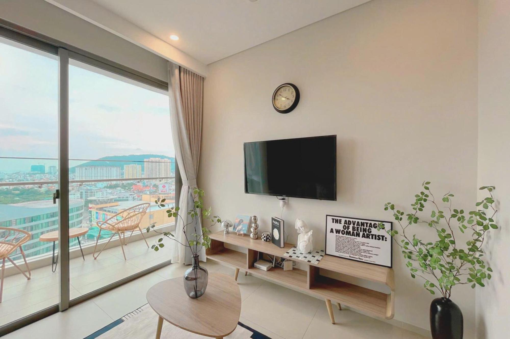 Ho Du Lich Gan Bien Su Lua Chon Tot Nhat - The Song - The Choice Apartment *